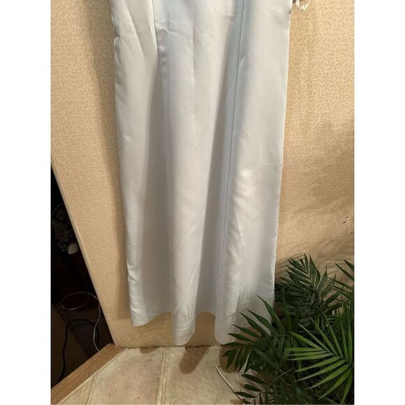 Vintage ice blue gown - Picture 3 of 9